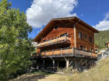 Maison 7 pièces 190 m² · à Allos · 190 m² · 1 600 000 €