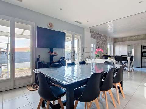 Vente maison 4 pièces Ambarès-et-Lagrave 33