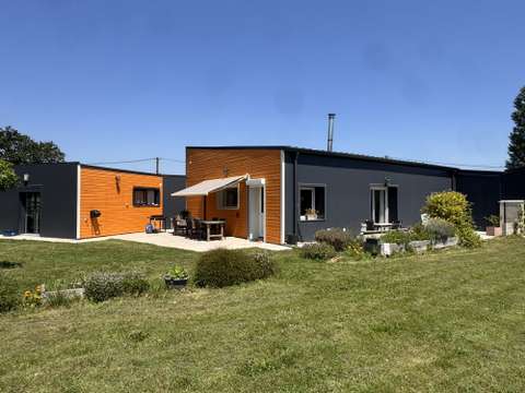 Vente maison 5 pièces Ambon 56