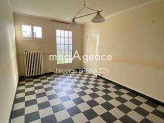 Vente maison 11 pièces