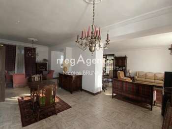 Vente maison 14 pièces Ambrières-les-Vallées 53