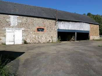 Vente maison 5 pièces Ambrières-les-Vallées 53
