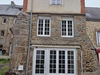 Vente maison 4 pièces Ambrières-les-Vallées 53