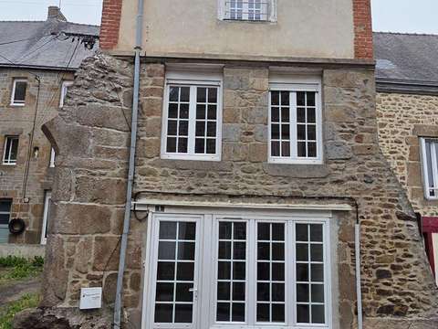 Vente maison 4 pièces Ambrières-les-Vallées 53
