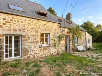 Vente maison 4 pièces Ambrières-les-Vallées 53