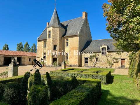 Vente maison 11 pièces Angers 49