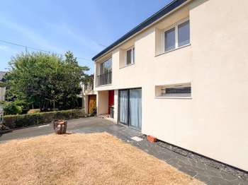 Vente maison 8 pièces Angers Centre 49
