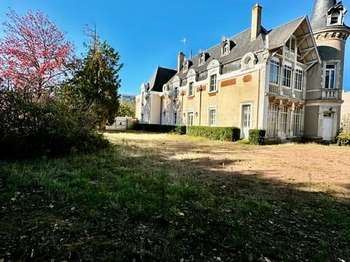 Vente maison 11 pièces Angers Centre 49