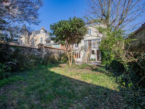 Vente maison 10 pièces Angers Saint-Serge 49