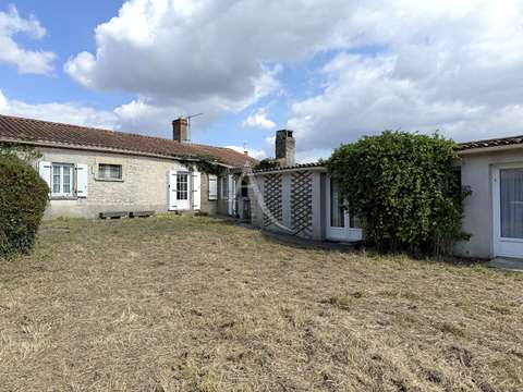 Vente maison 6 pièces Angles 85