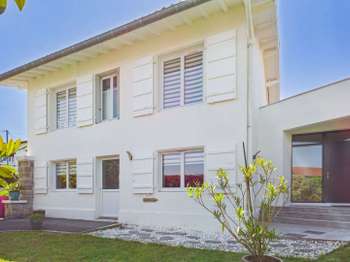 Maison 6 pièces 180 m² · à Anglet · 180 m² · 1 480 000 €