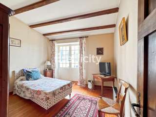 Vente maison 16 pièces