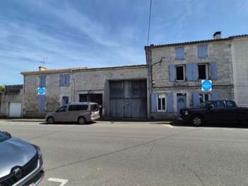 Vente maison 12 pièces Angoulême 16