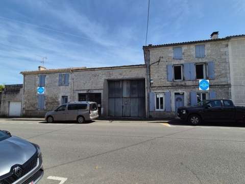 Vente maison 12 pièces Angoulême 16