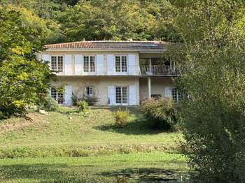Vente Maison 6 chambresAngoulême