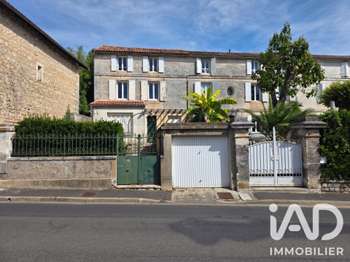 Vente Maison 5 chambresAngoulême