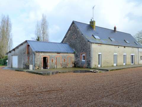 Vente maison 8 pièces Angrie 49