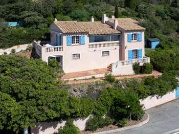 Vente maison 8 pièces Antheor 83