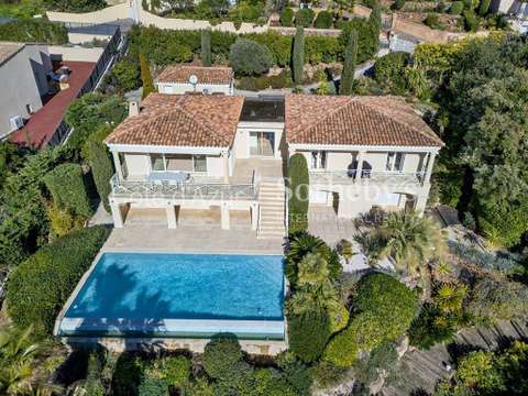 Vente maison 7 pièces Antheor 83