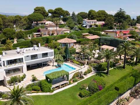 Vente maison 11 pièces Antibes 06
