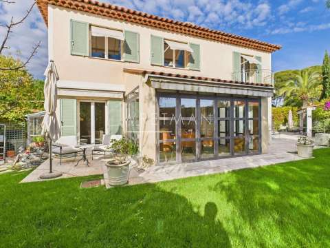 Vente maison 5 pièces Antibes 06
