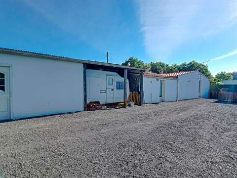 Vente maison 4 pièces Apremont 85