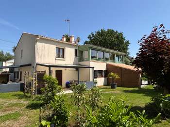 Vente maison 7 pièces Apremont 85