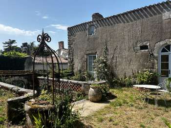 Vente maison 7 pièces Apremont 85
