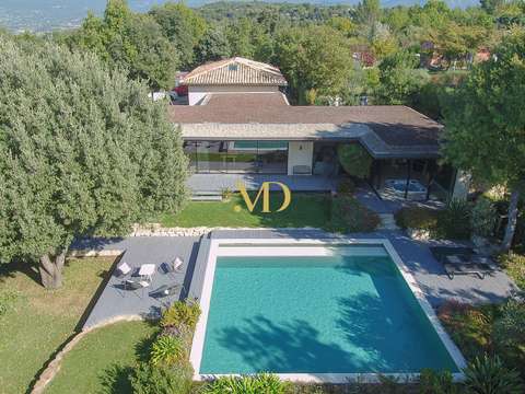 Vente maison 6 pièces Apt 84