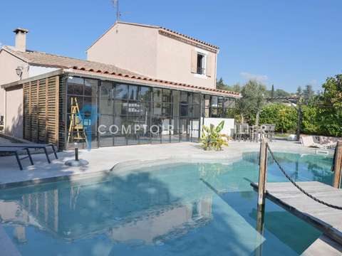 Vente maison 5 pièces Apt 84