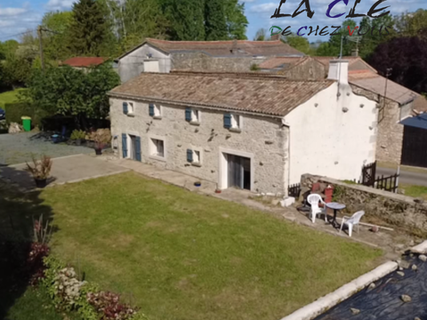 Vente maison 6 pièces Ardin 79