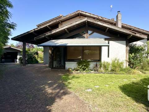 Vente maison 7 pièces Arès 33