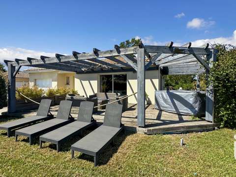 Vente maison 6 pièces Arès 33