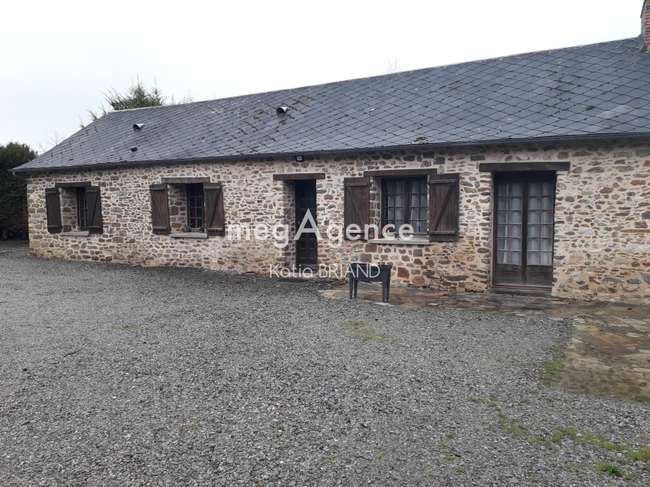Maison 5 pièces 77 m² · à Argentré · 77 m² · 414 000 €