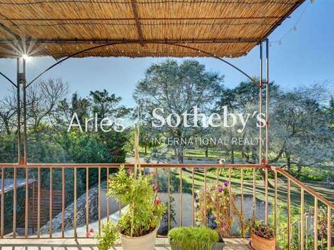 Vente maison 14 pièces Arles 13