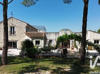 Vente maison 8 pièces Arles 13
