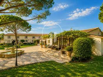 Maison 19 pièces 700 m² · à Arles · 700 m² · 6 900 000 €