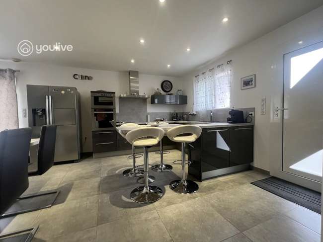 Maison 94 m² · à Arles · 94 m² · 335 000 €
