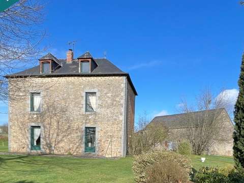 Vente maison 6 pièces Aron 53
