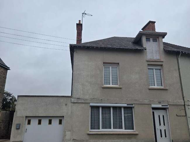 Maison 4 pièces 78 m² · à Aron · 78 m² · 74 000 €