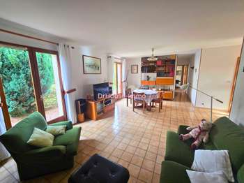 Maison 3 pièces 90 m² · à Arques-la-Bataille · 90 m² · 225 000 €