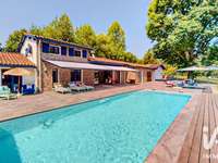 Vente maison 8 pièces