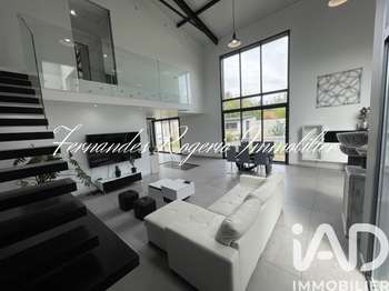 Maison 6 pièces 246 m² · à Ascoux · 246 m² · 450 000 €