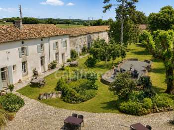 Vente Maison 54 piècesAsnières-la-Giraud