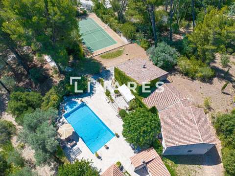 Vente maison 8 pièces Aubagne 13