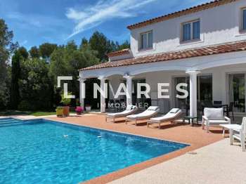 Maison 7 pièces 220 m² · à Aubagne · 220 m² · 899 000 €