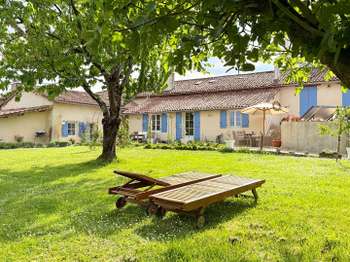 Vente maison 8 pièces Aubeterre-sur-Dronne 16