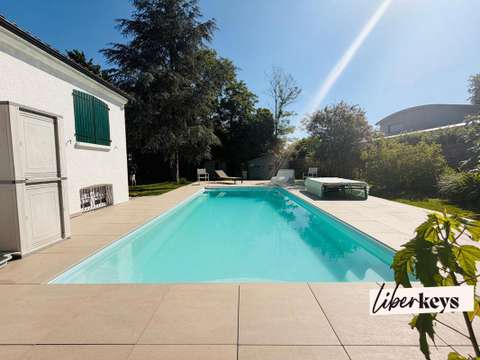 Vente maison 8 pièces