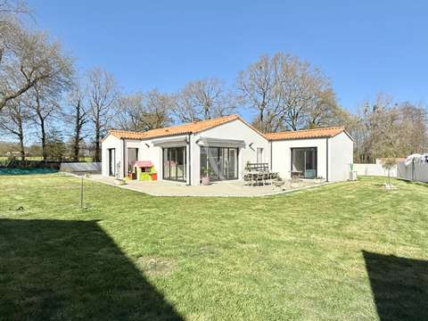 Vente maison 5 pièces Aubigny-les-Clouzeaux 85