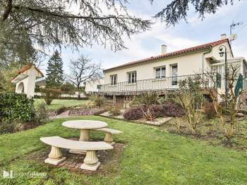 Vente maison 5 pièces Aubigny-les-Clouzeaux 85